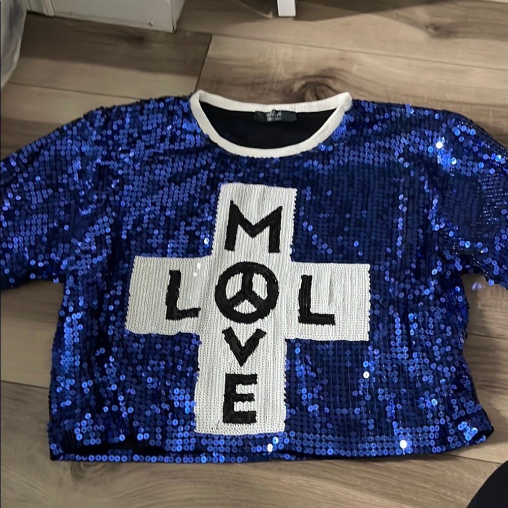 Wish Blue and White Sequin Short Sleeve Tee